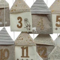 Déco Et Objet De Noël|JJA Calendrier de l'avent à suspendre (90 x 70 cm) Maisonnettes de Noël Naturel