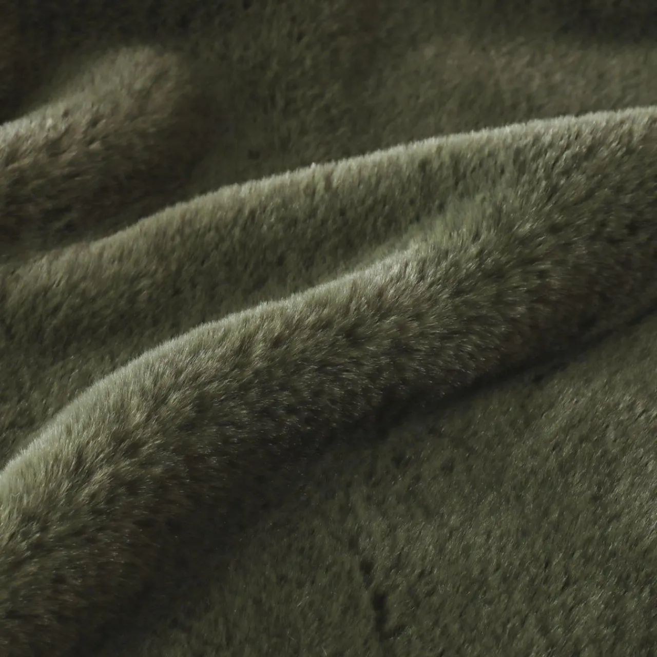 Coussin Et Housse|EMINZA Coussin carré fausse fourrure (45 x 45 cm) Finn Vert kaki