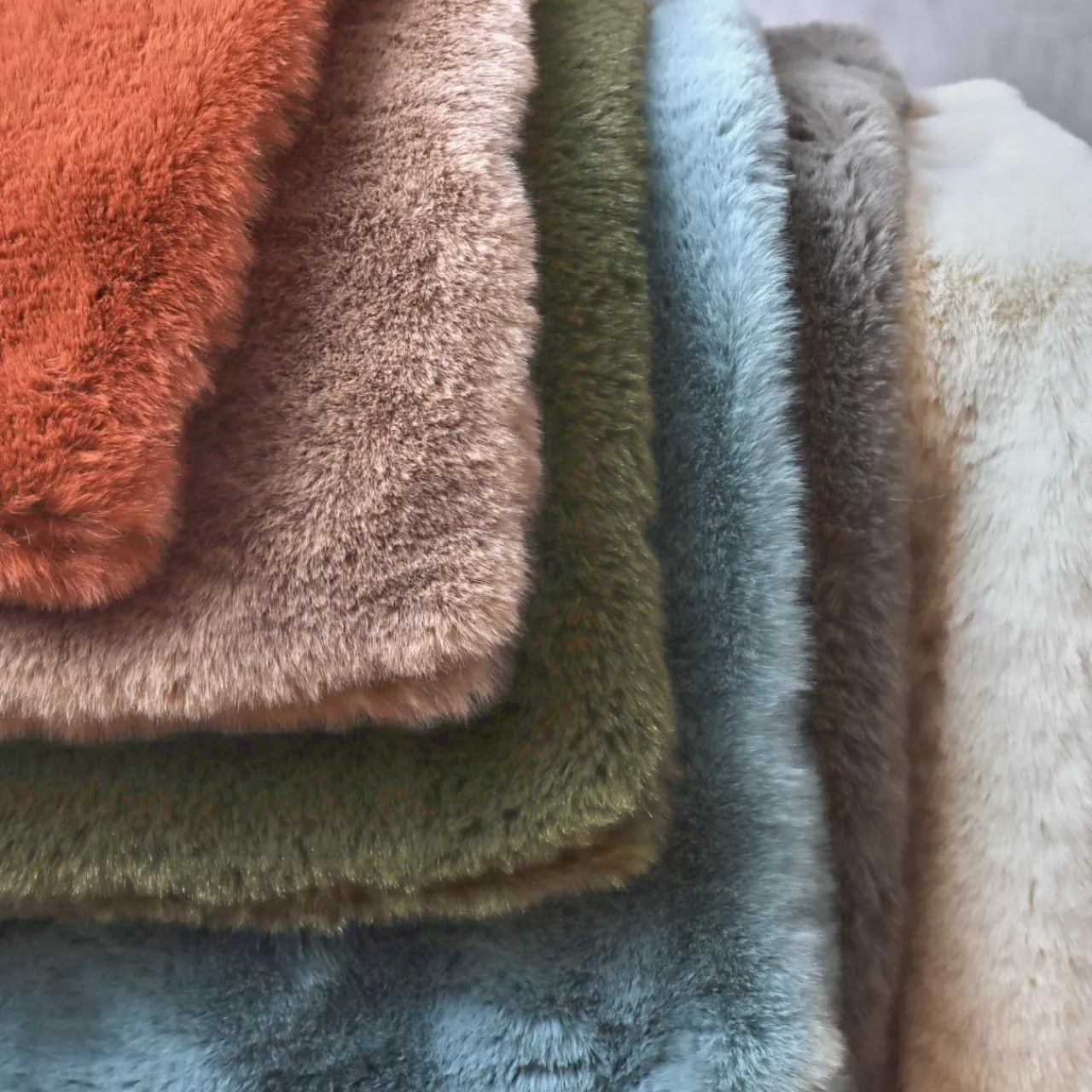 Coussin Et Housse|EMINZA Coussin carré fausse fourrure (45 x 45 cm) Finn Taupe