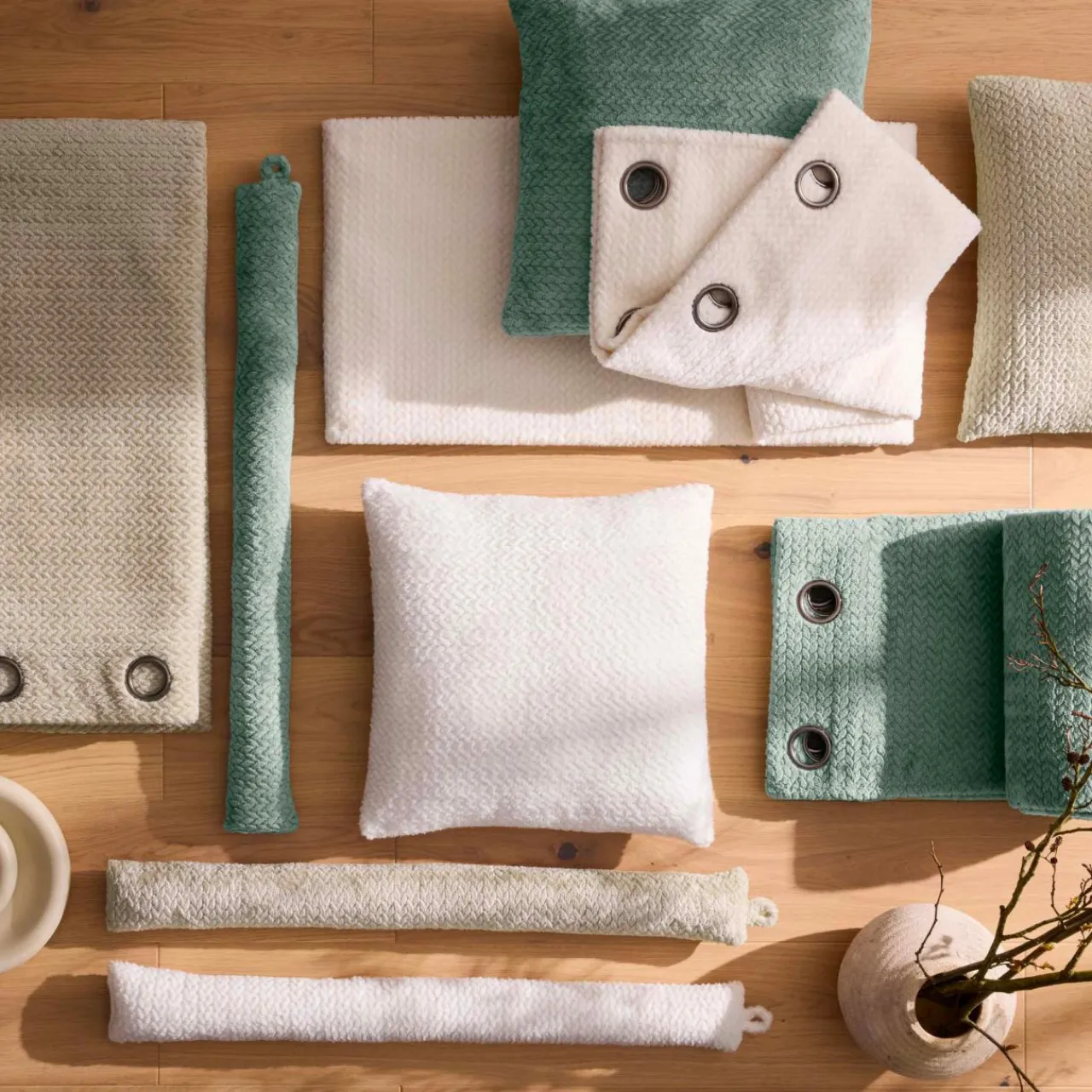 Coussin Et Housse|douceur d'intu017drieur Coussin carré flanelle relief (45 x 45 cm) Flanela Vert kaki