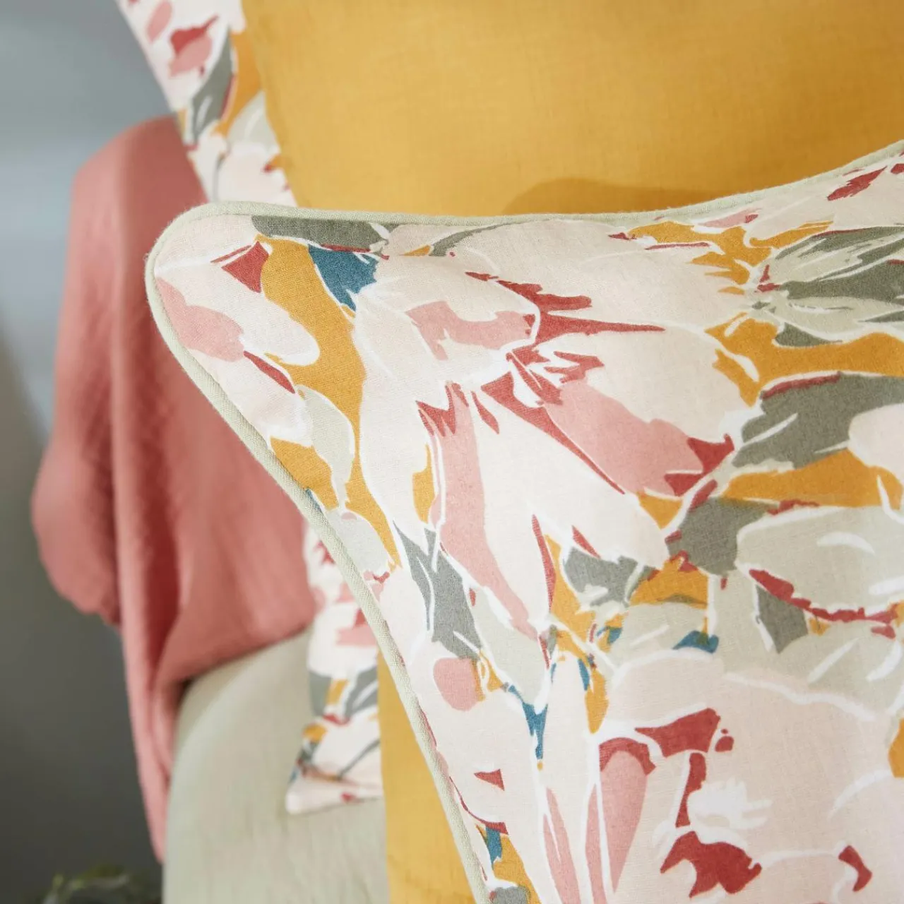 Coussin Et Housse|EMINZA Coussin carré gaze de coton (45 x 45 cm) April Multicolore