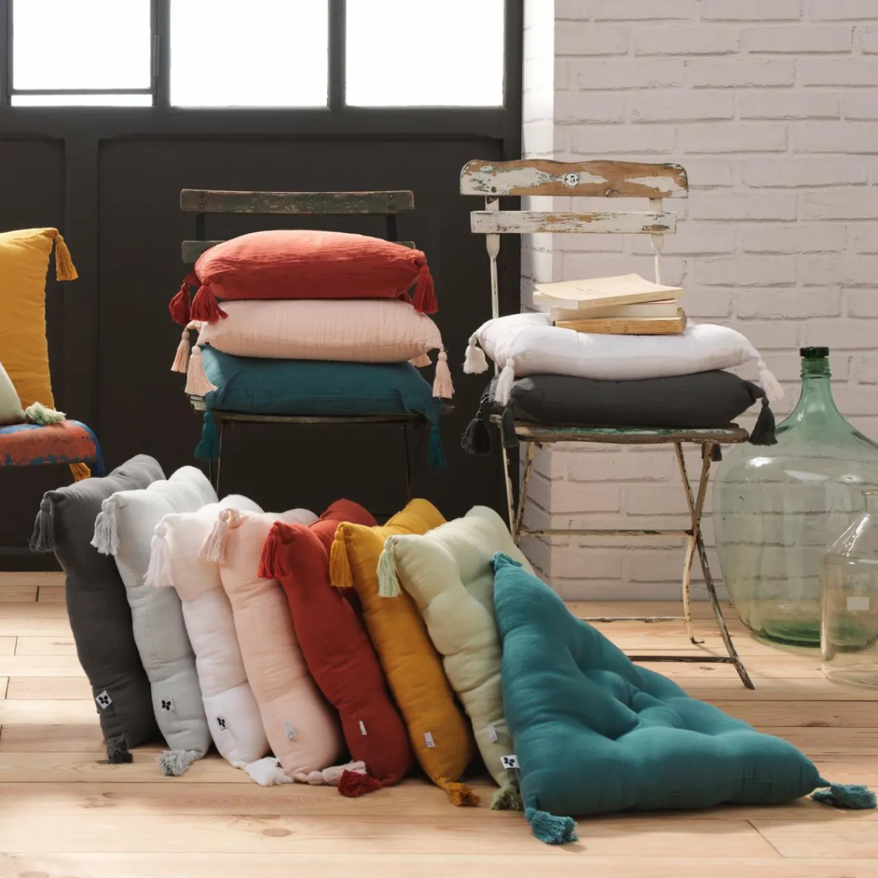 Coussin Et Housse|EMINZA Coussin carré gaze de coton (40 x 40 cm) Gaïa Gris granit Gris foncé