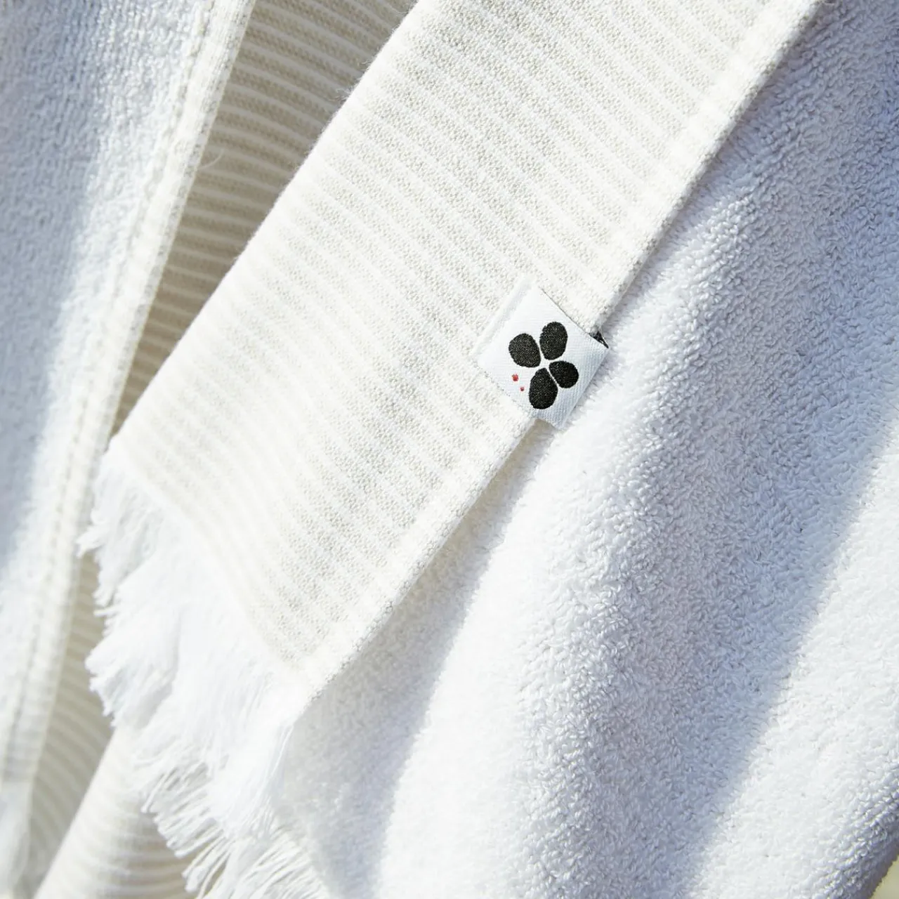 Linge De Bain|Fouta|L'effet papillon Fouta coton et éponge (95 x 180 cm) Naël sable Beige