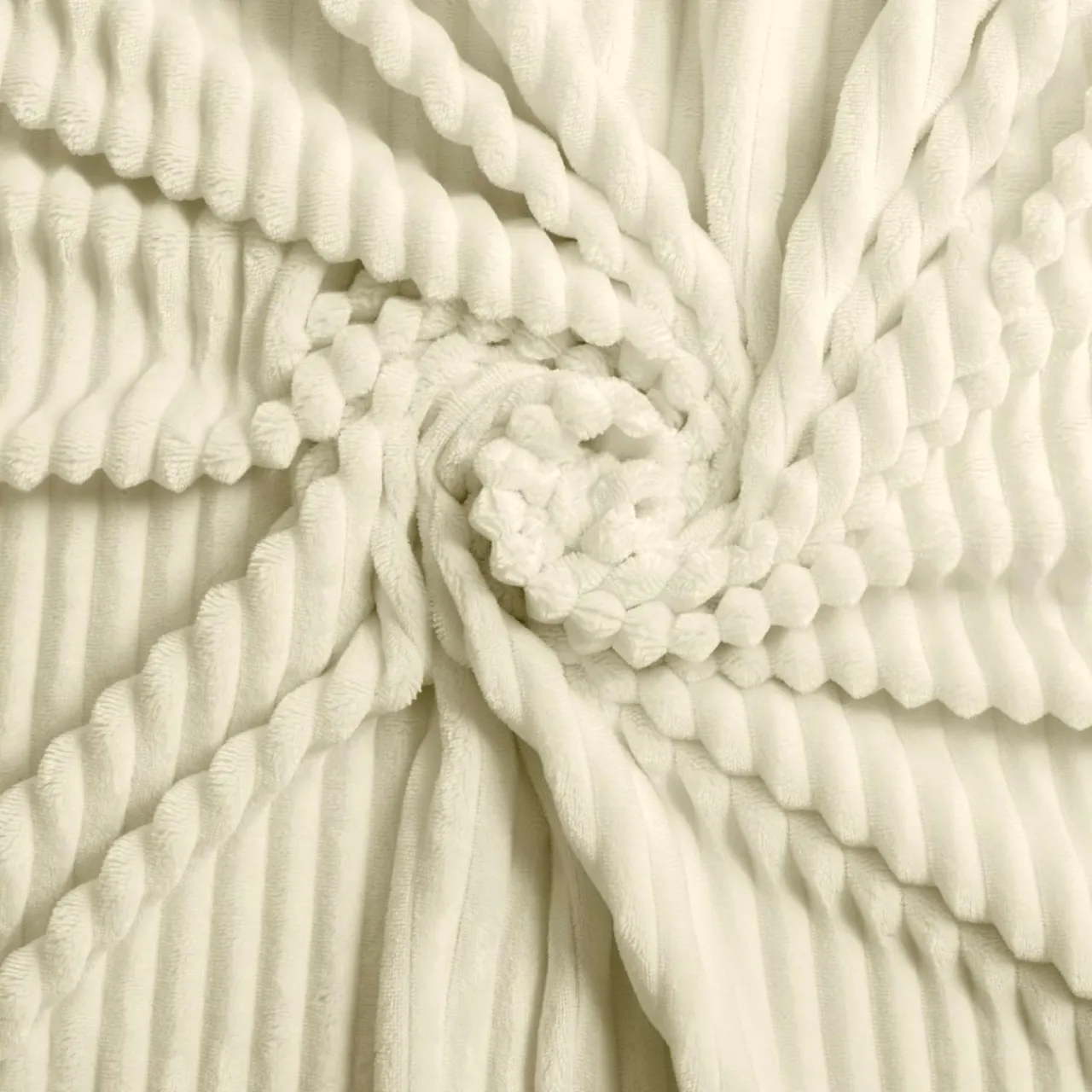 Parure De Lit|Housse De Couette|douceur d'intu017drieur Housse de couette et deux taies d'oreiller flanelle (240 x 220 cm) Veloutea Beige Ecru