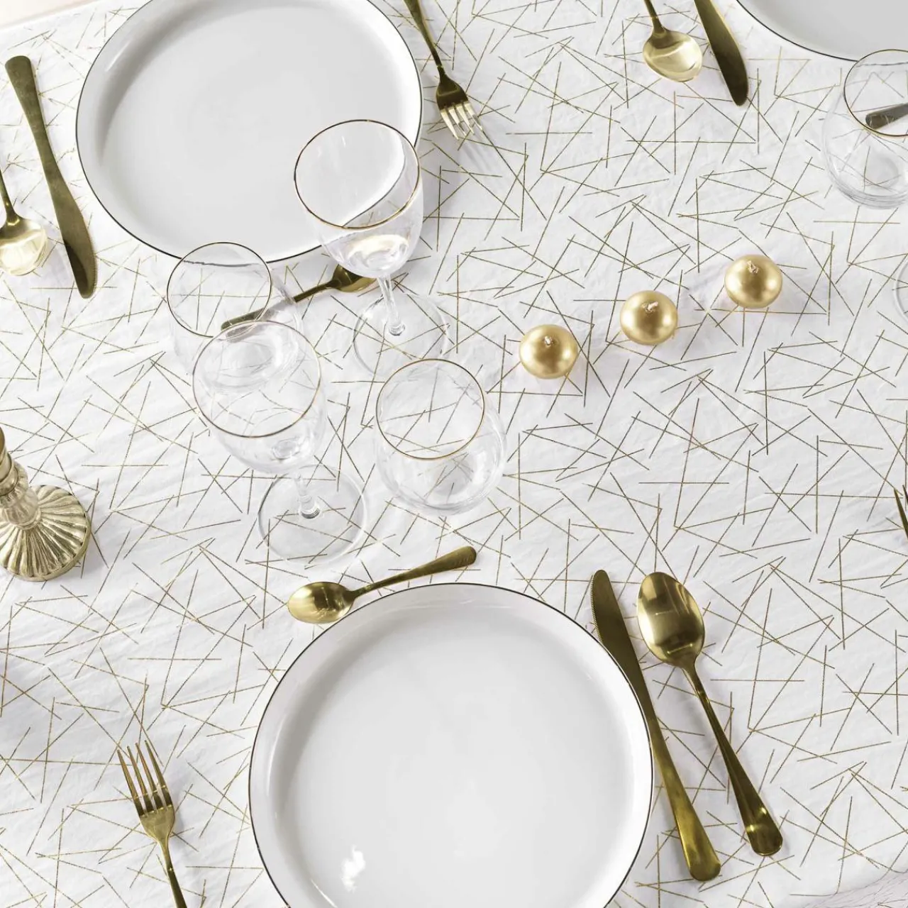 Nappe Et Chemin De Table|douceur d'intu017drieur Nappe de Noël rectangulaire anti tache (140 x 240 cm) Mikado et doré Blanc