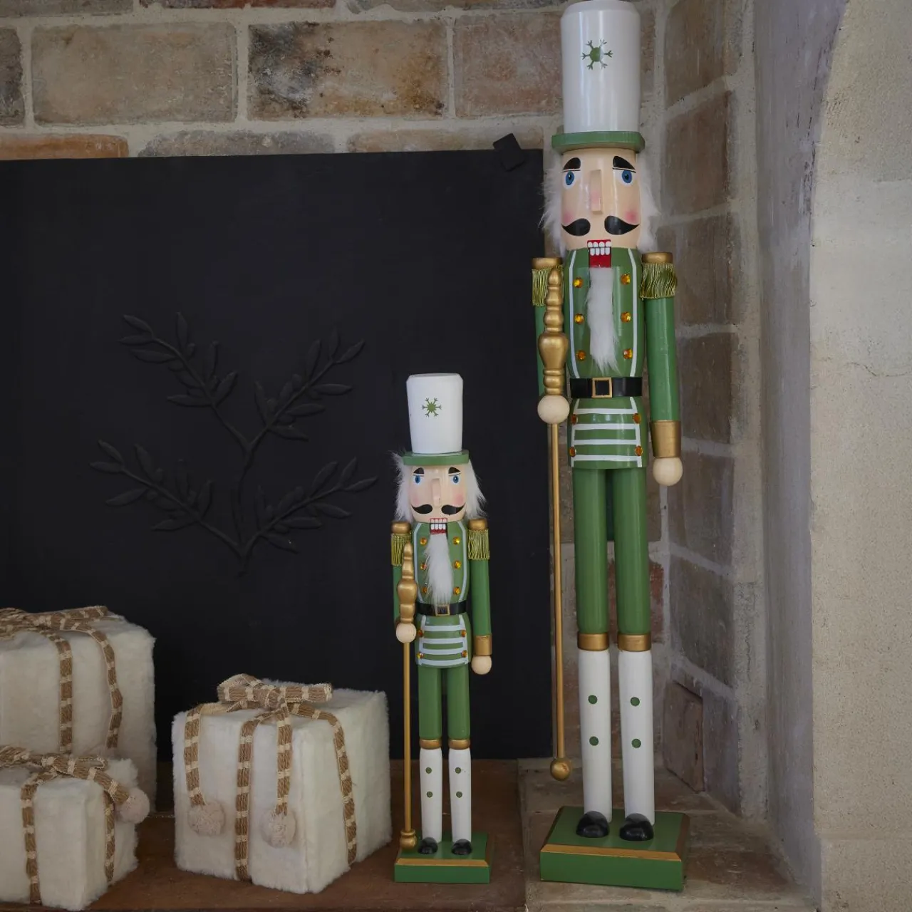 Père Noël, Animaux Et Personnage|KAEMINGK Soldat Casse-noisette en bois (H50 cm) Viktor Vert