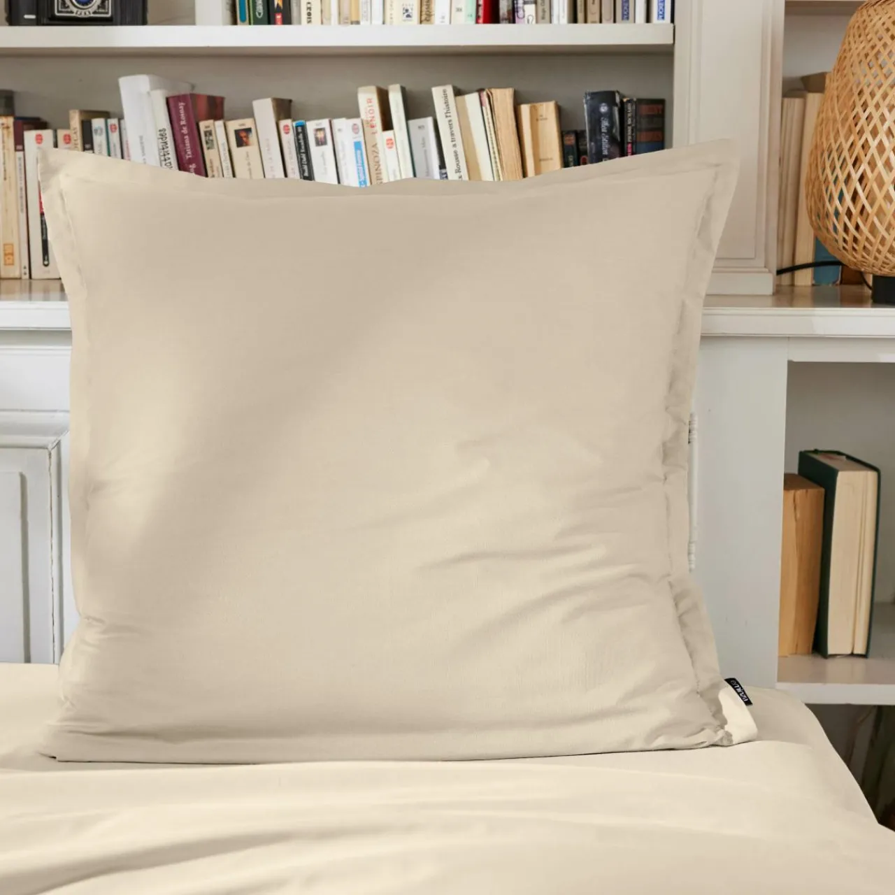 Taie D'Oreiller, Traversin|EMINZA Taie d'oreiller carrée percale de coton (65 x 65 cm) Cali Beige