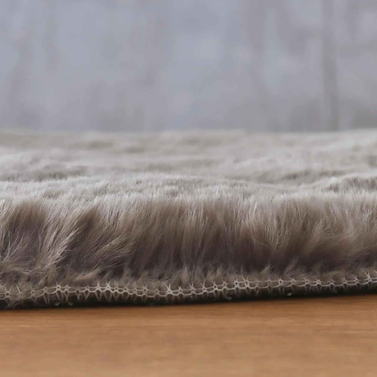 Tapis De Chambre/Salon|EMINZA Tapis rond fausse fourrure (80 cm) Finn Taupe