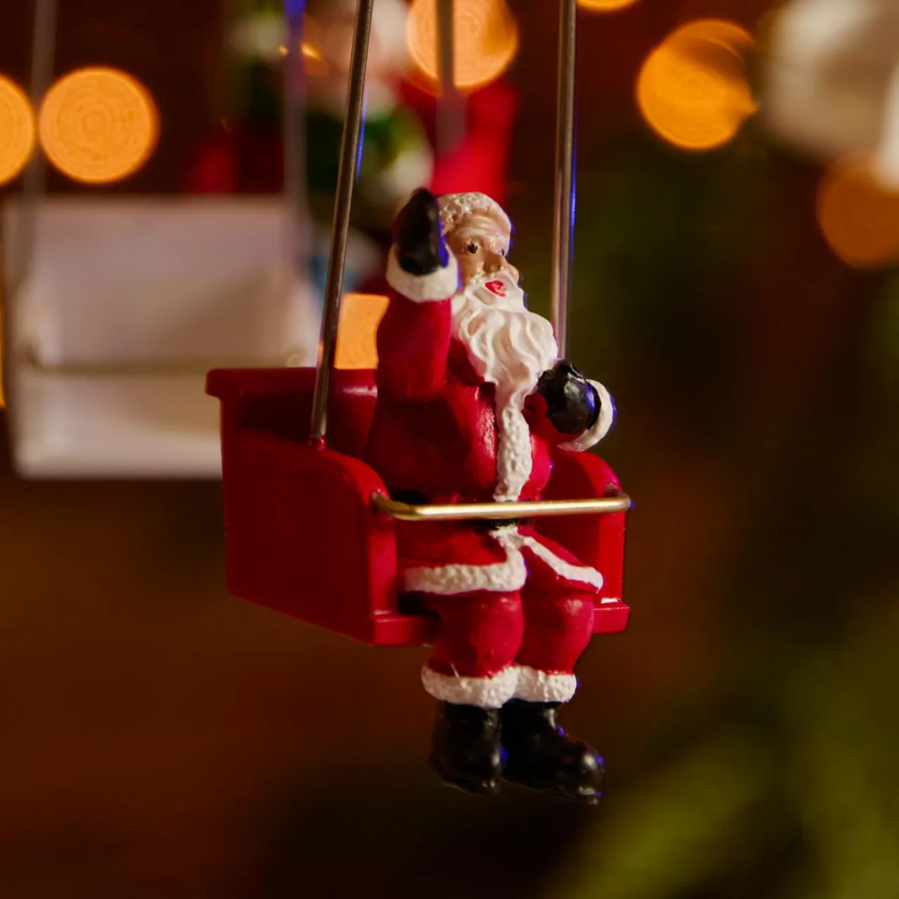 Village De Noël Lumineux|KAEMINGK Village de Noël lumineux animé et musical (H52 cm) Manège à sensation Rouge